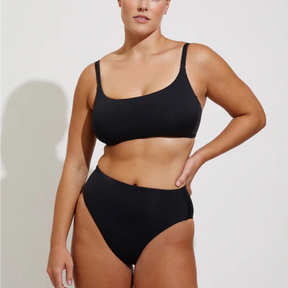 Left On Friday Pool Days Big Boob D+ Top